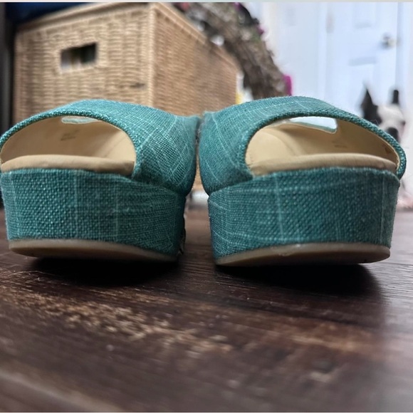 CL by Chinese Laundry Turquoise Wedges - Picture 6 of 8
